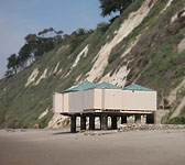 HEN003 Beach building
