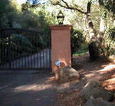 HST003 Gate