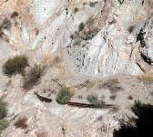 SCZ011 Retaining wall